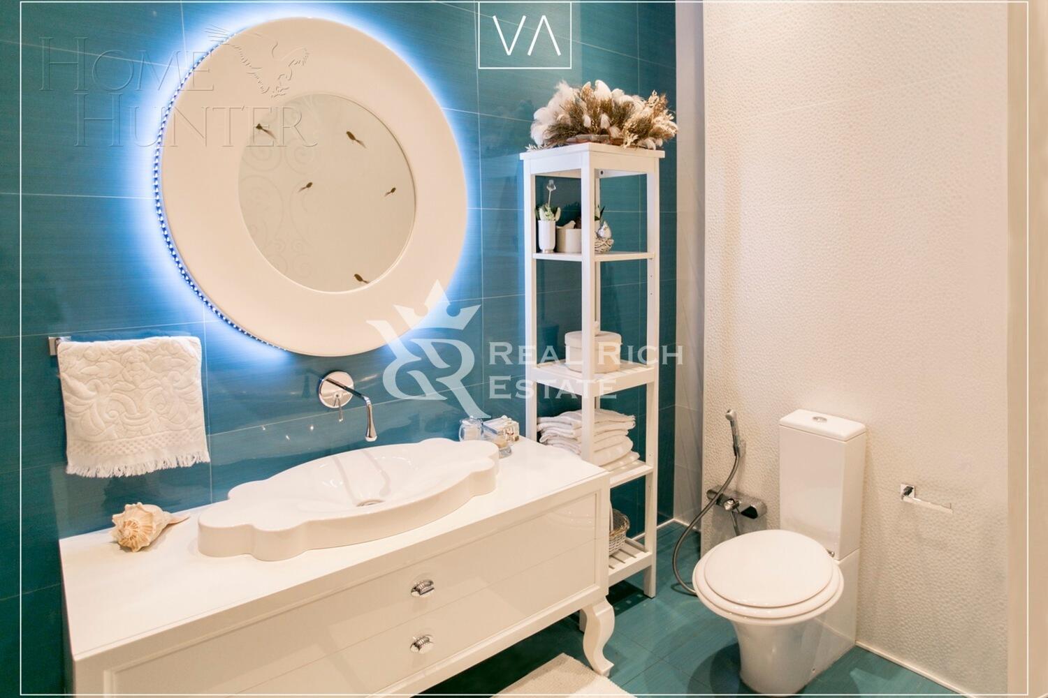 3-этажный таунхаус 200 м² с отделкой