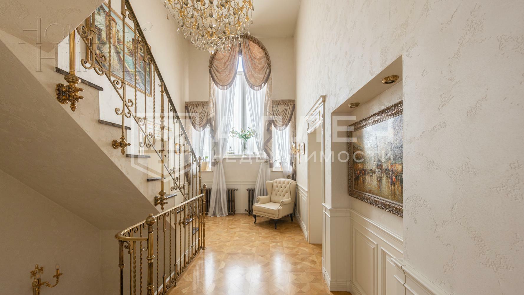 2-этажный коттедж 550 м² с отделкой