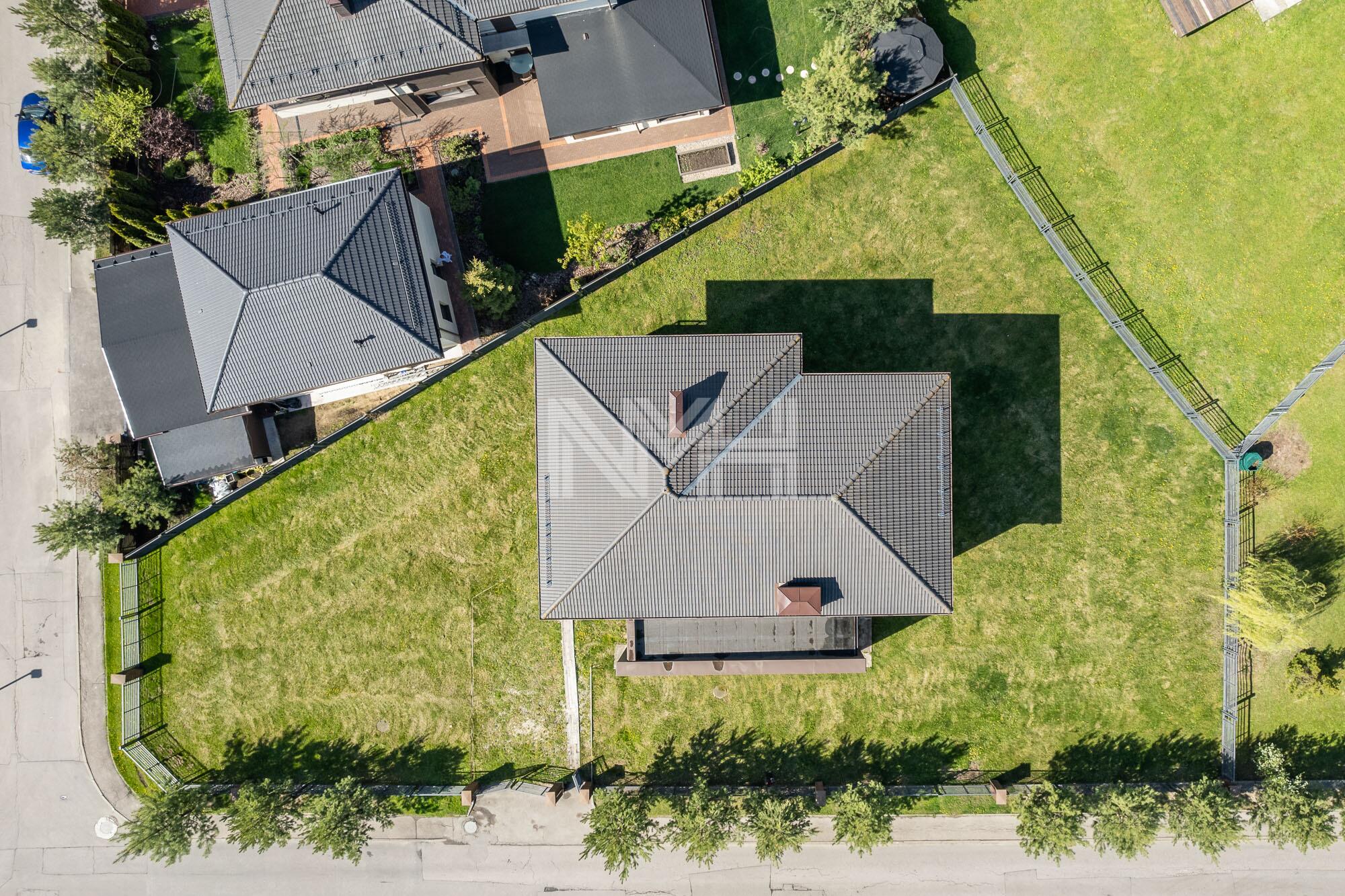 2-этажный коттедж 296 м² без отделки