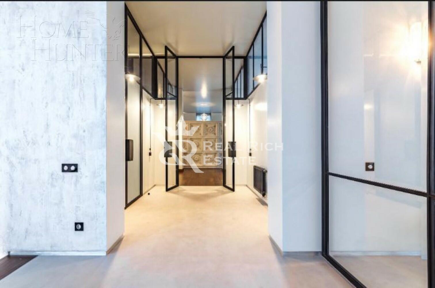 2-этажный коттедж 680 м² с отделкой