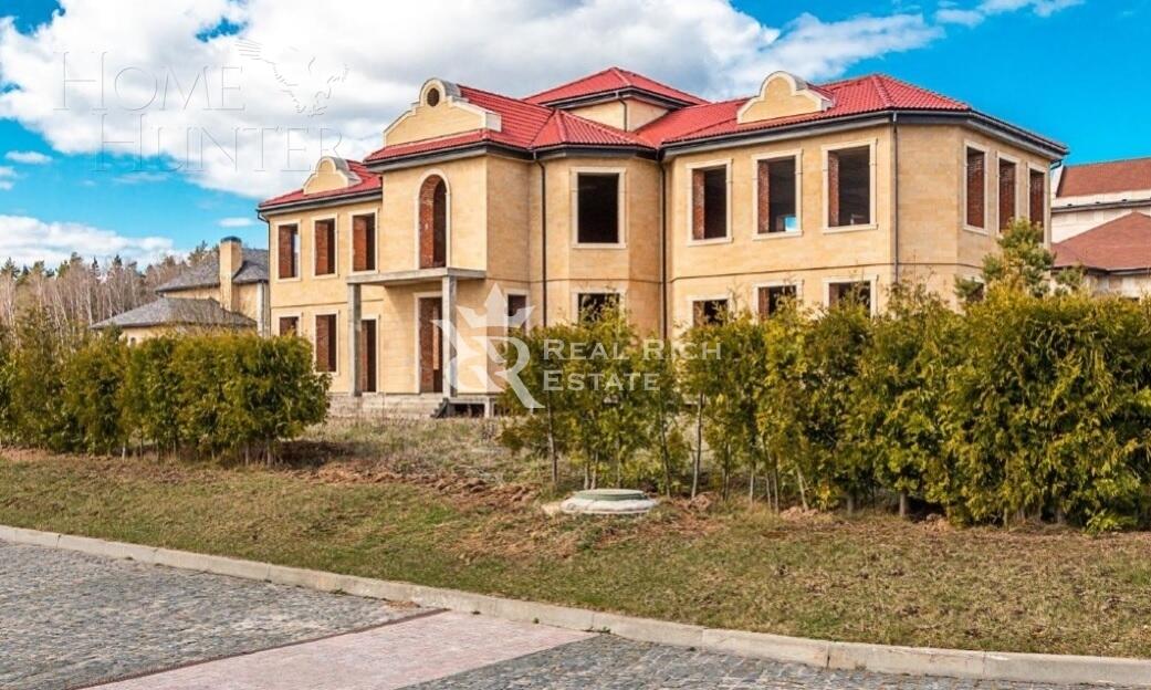 2-этажный коттедж 974 м² без отделки