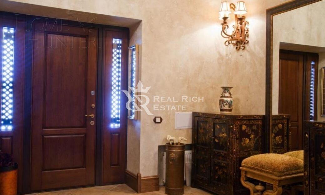 2-этажный коттедж 900 м² с отделкой