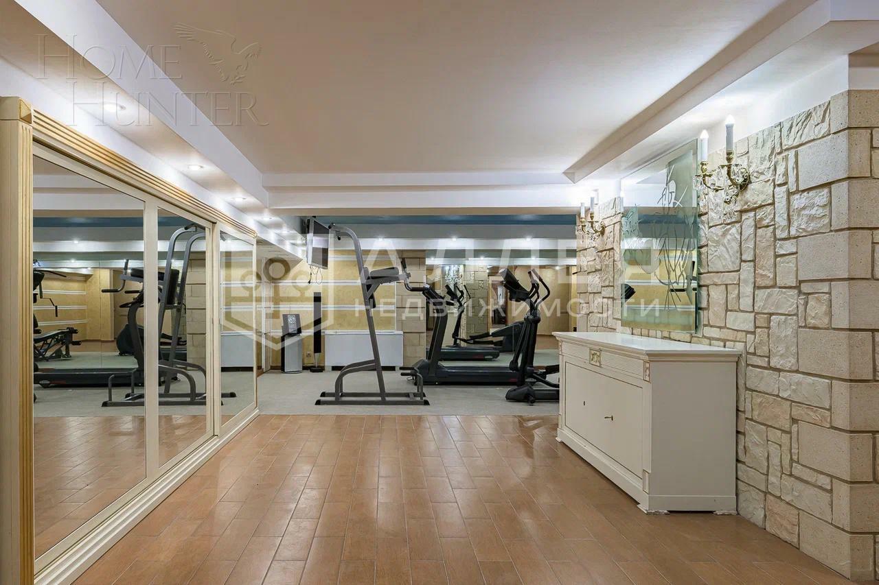 2-этажный коттедж 1 250 м² с отделкой