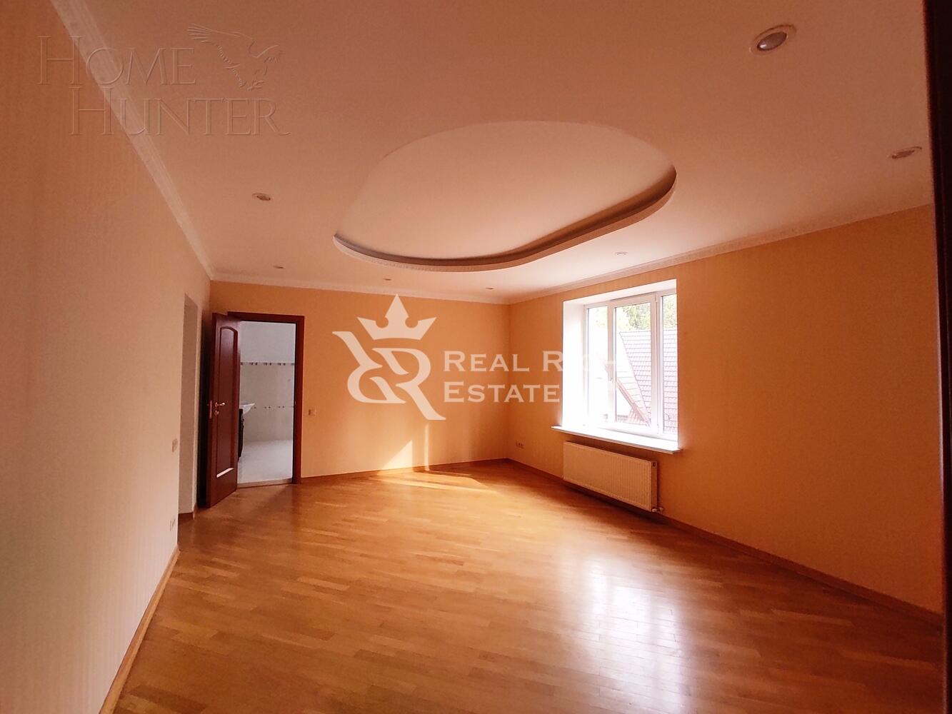 3-этажный коттедж 658 м² с отделкой