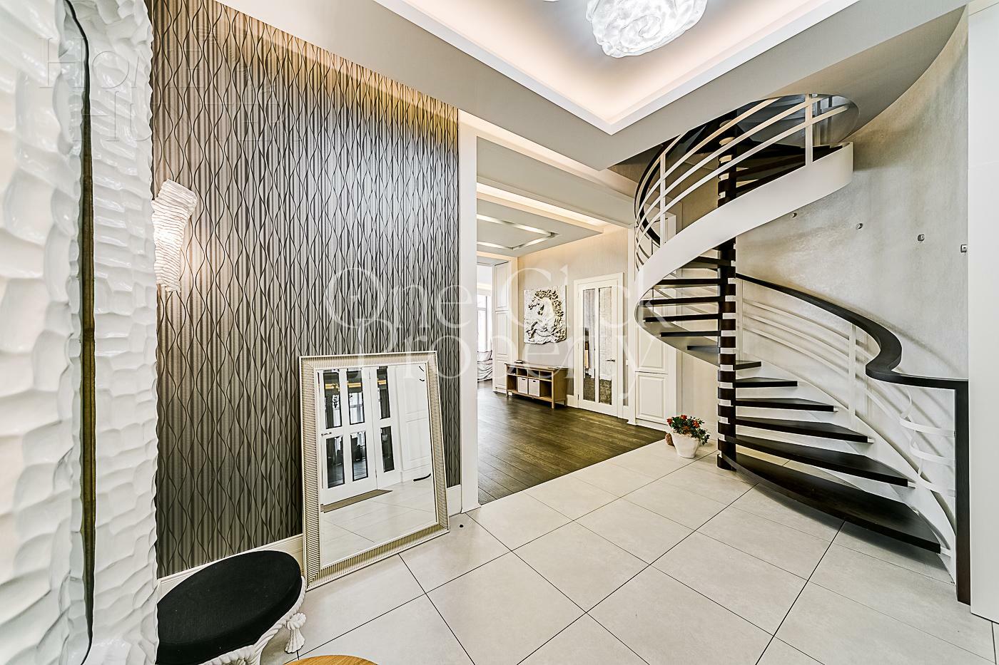 2-УРОВНЕВЫЙ ПЕНТХАУС С ОТДЕЛКОЙ 273 М² НА 7 ЭТАЖЕ