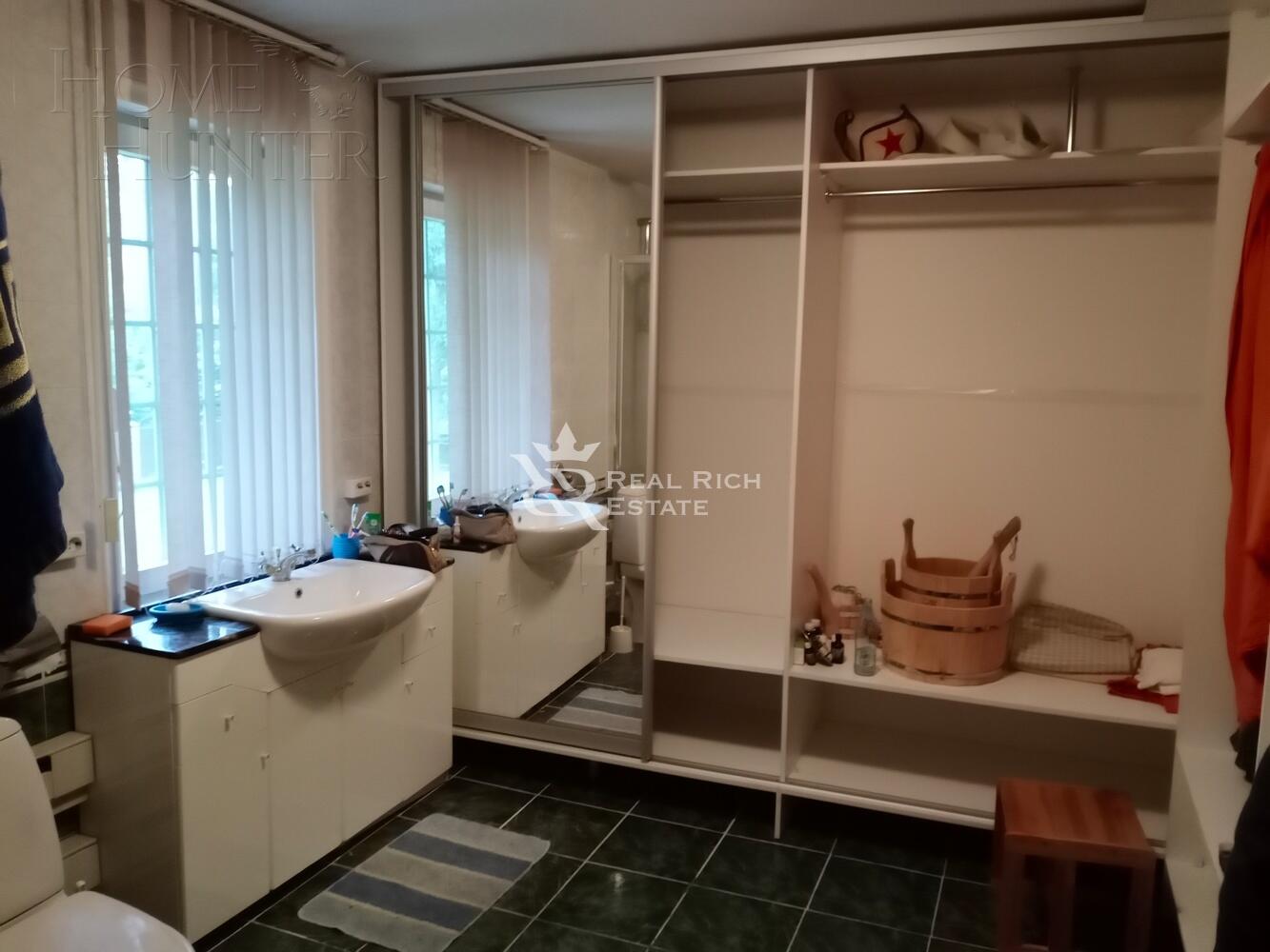 2-этажный коттедж 283 м² с отделкой