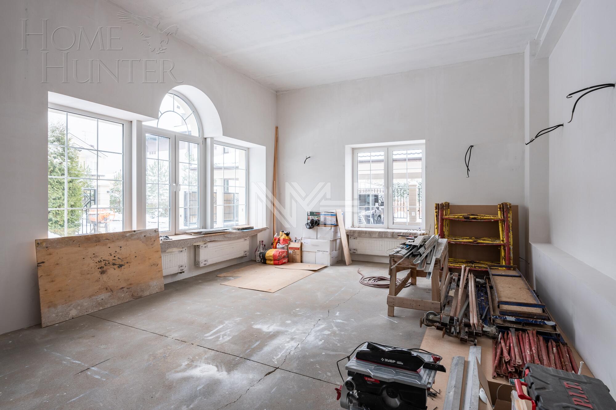 3-этажный коттедж 1 162 м² с отделкой