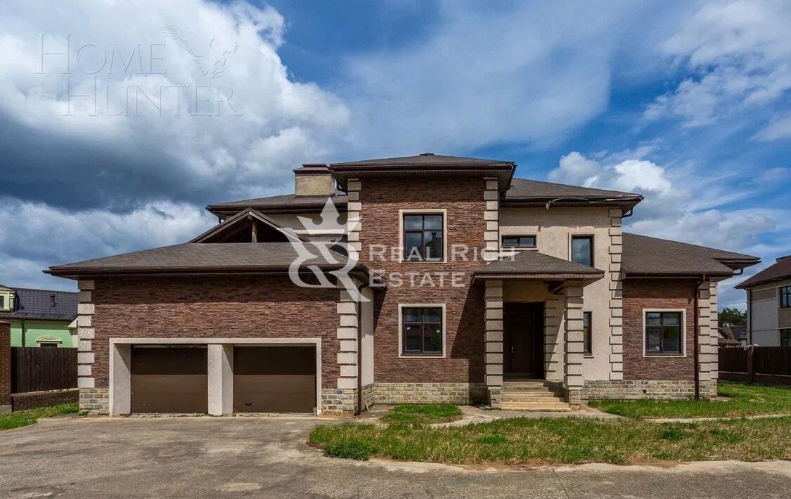 2-этажный коттедж 450 м² без отделки