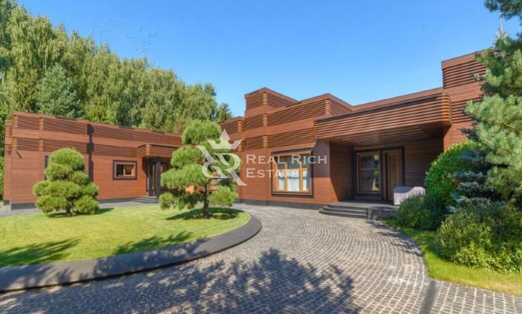 1-этажный коттедж 790 м² с отделкой