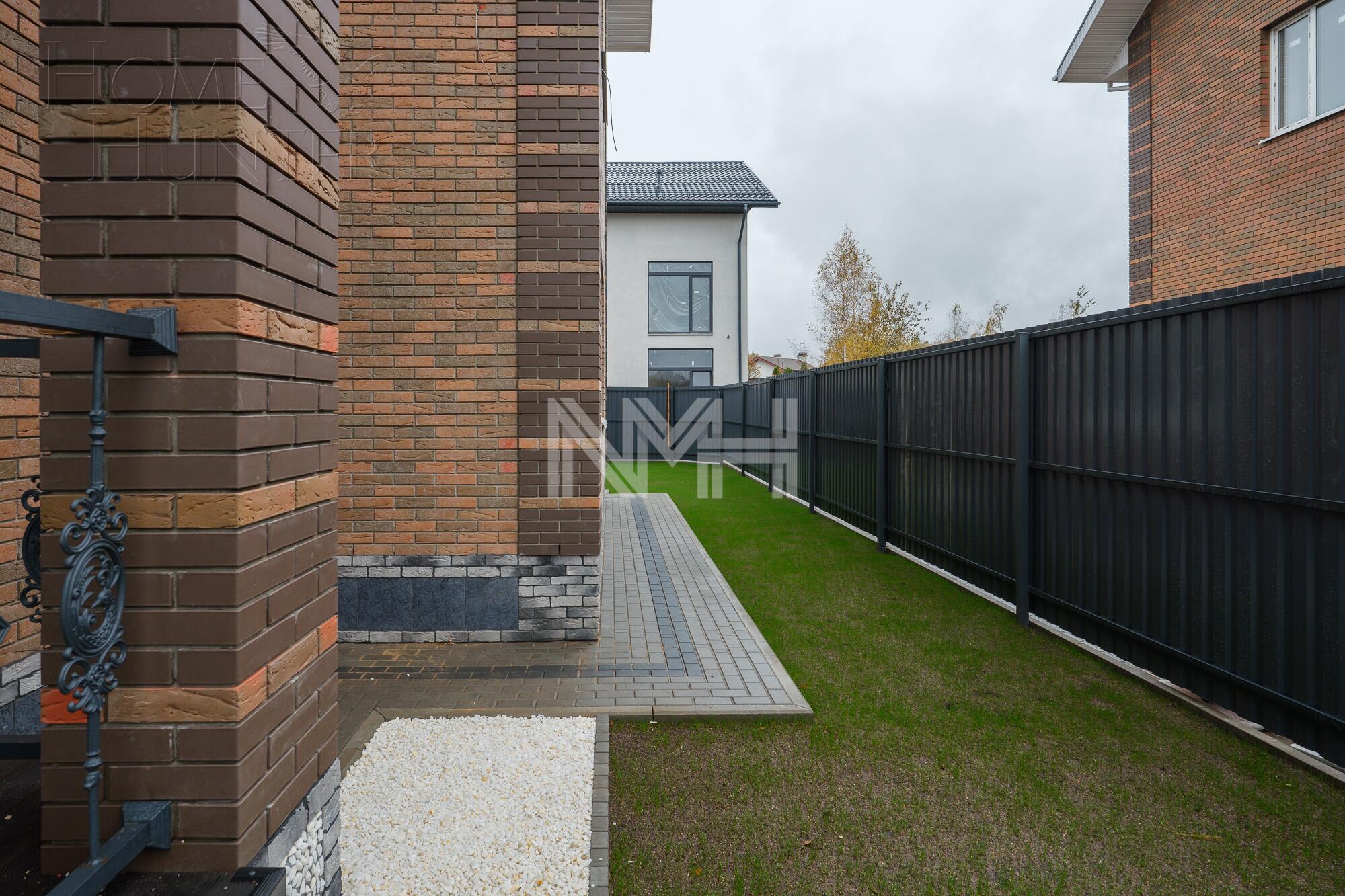 2-этажный коттедж 313 м² без отделки