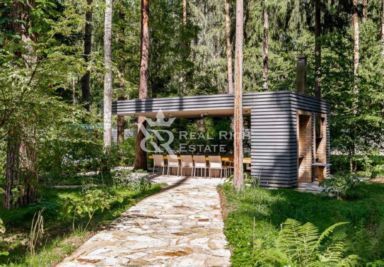 2-этажный коттедж 891 м² с отделкой