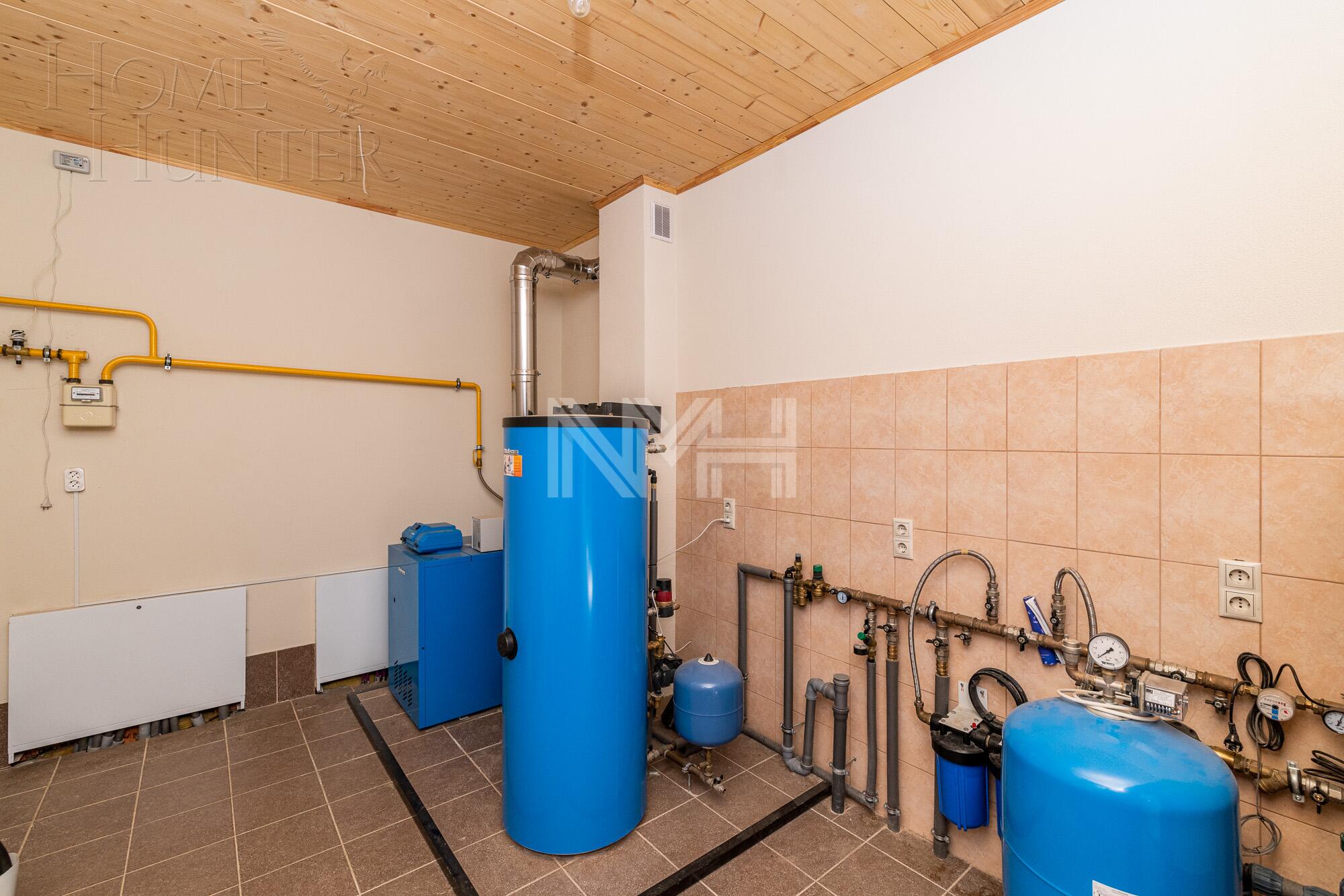 2-этажный коттедж 1 638 м² без отделки