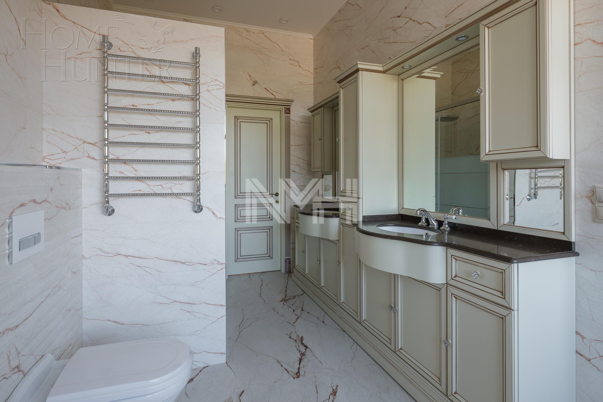 2-этажный коттедж 900 м² с отделкой