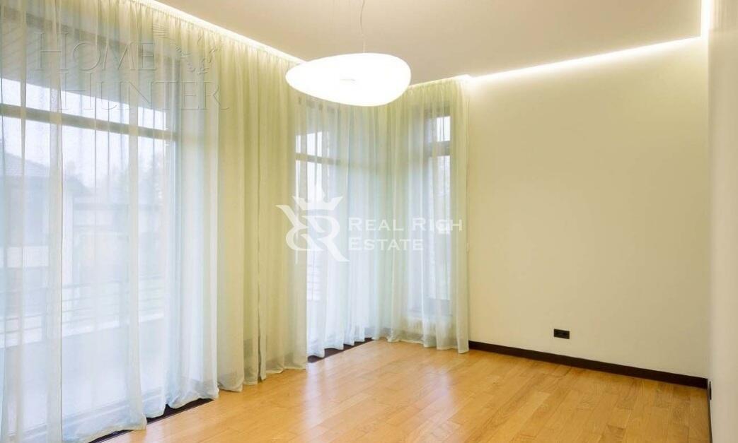 2-этажный коттедж 344 м² с отделкой