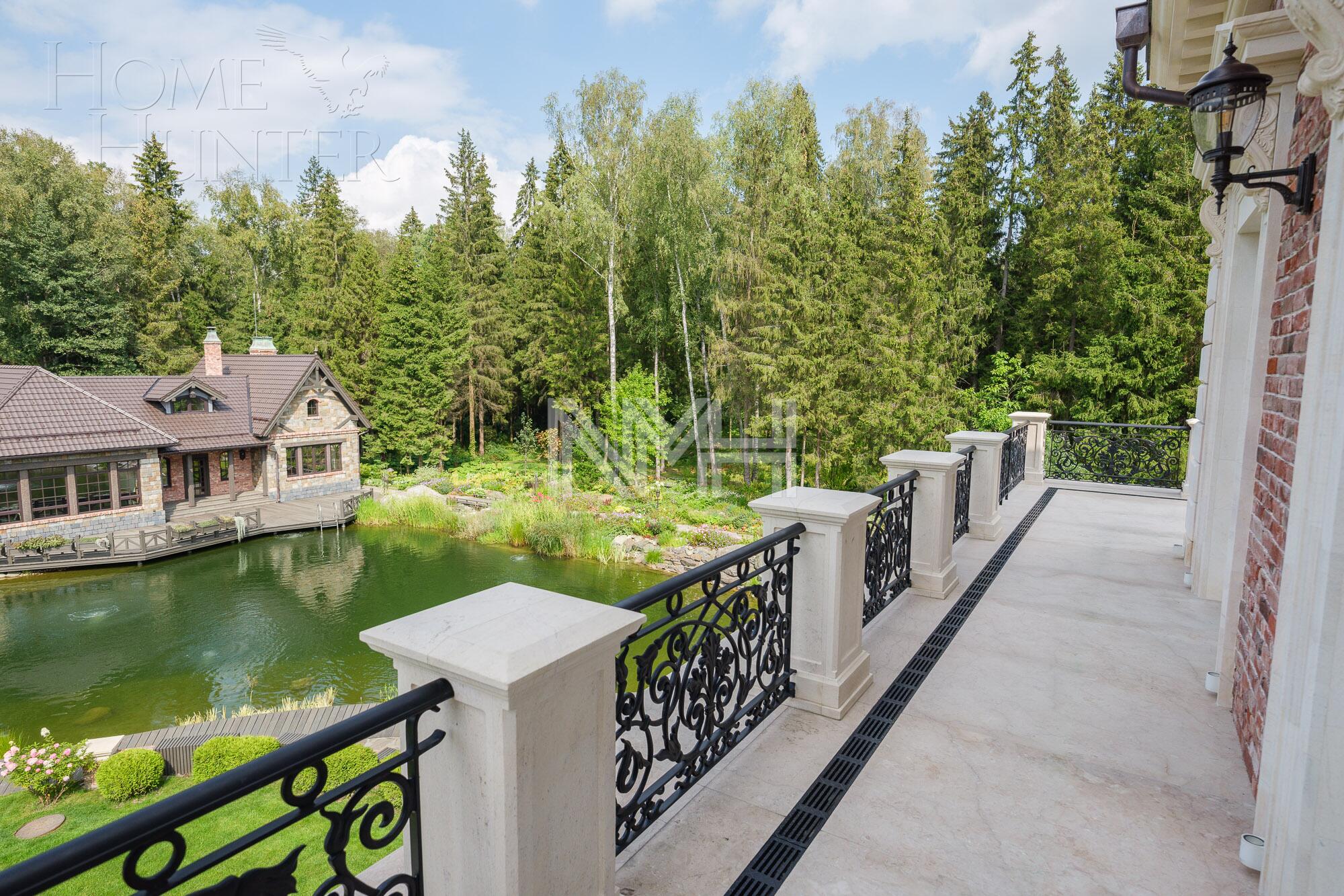 2-этажный коттедж 950 м² без отделки