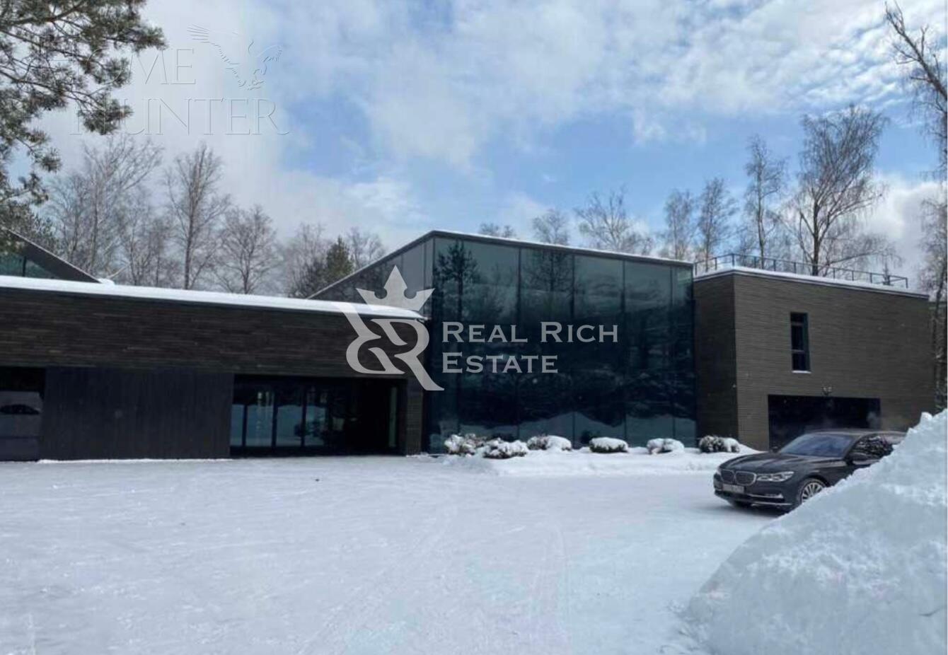 2-этажный коттедж 2 500 м² с отделкой