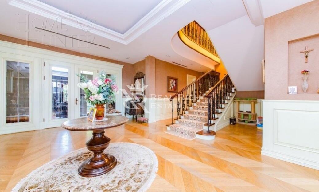 2-этажный коттедж 960 м² с отделкой