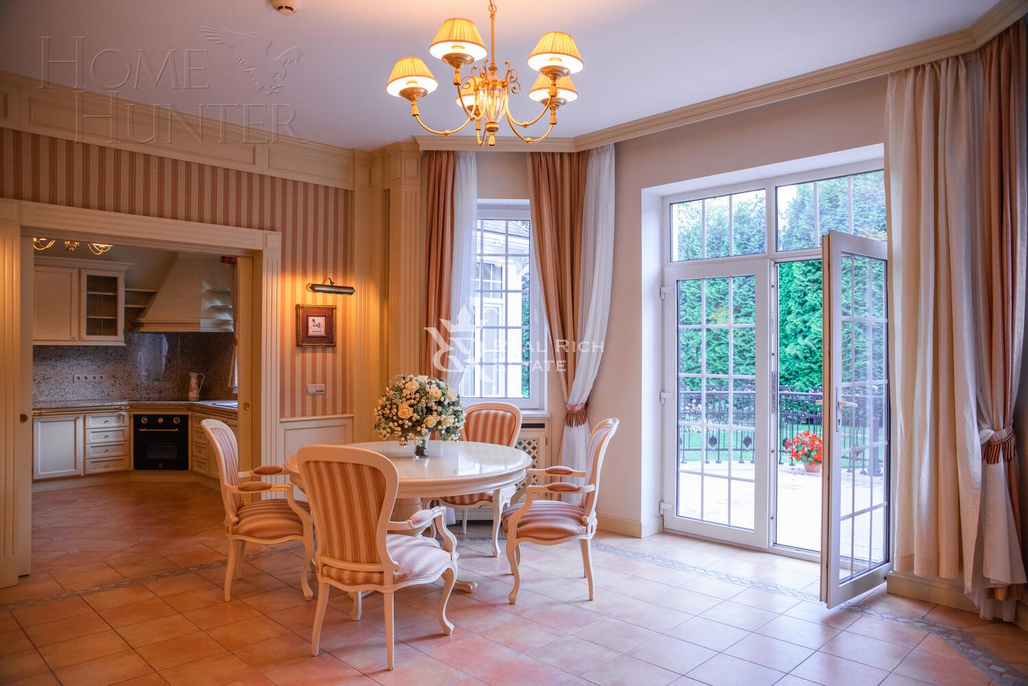 2-этажный коттедж 600 м² с отделкой