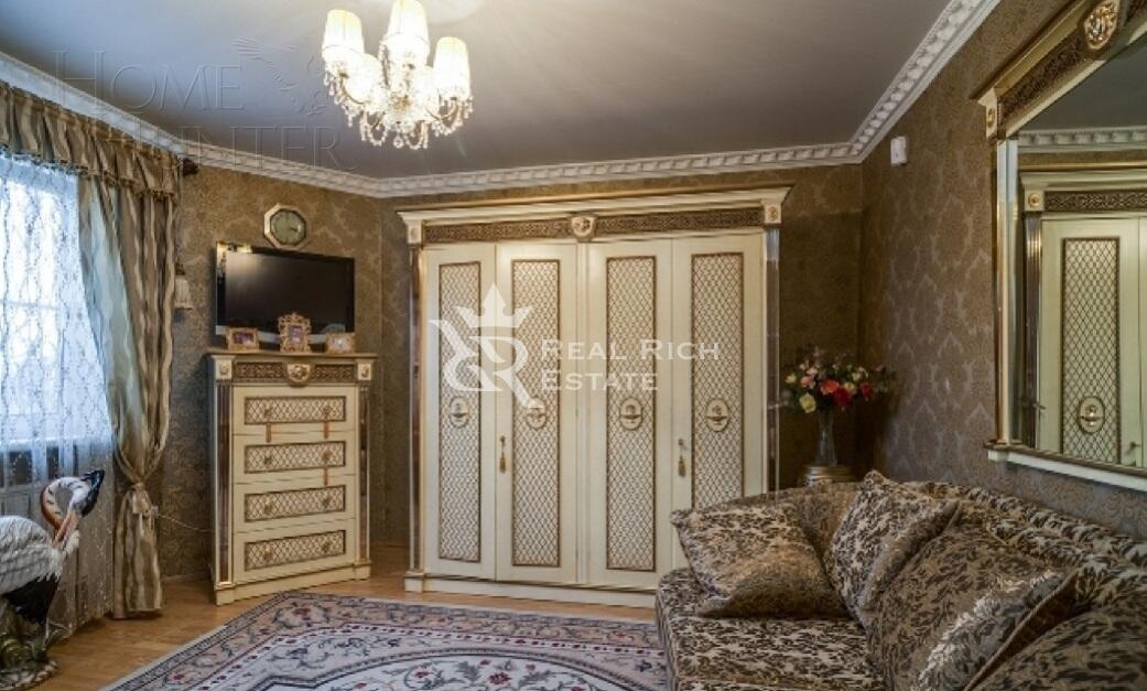 2-этажный коттедж 250 м² с отделкой