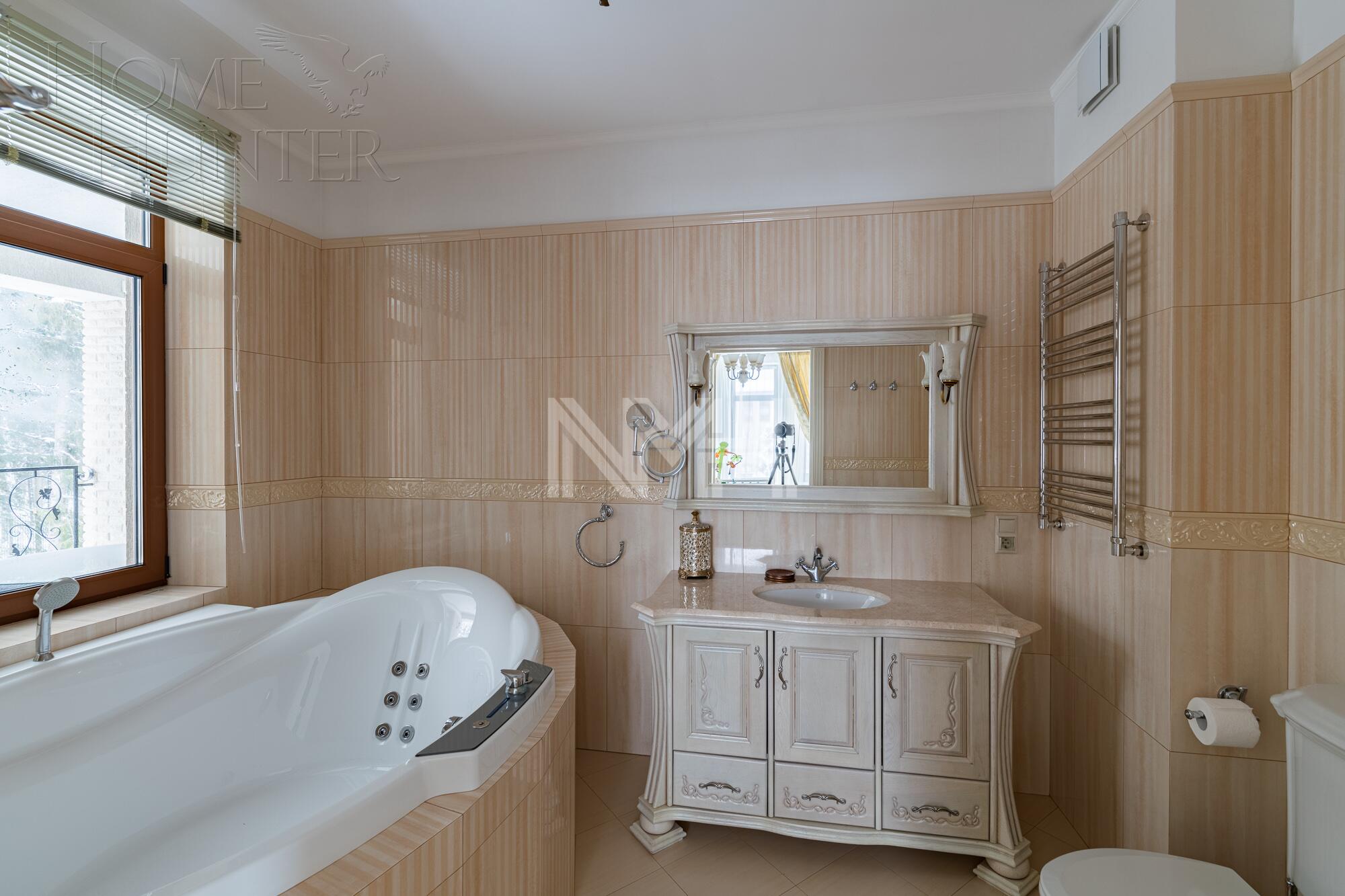 2-этажный коттедж 310 м² с отделкой