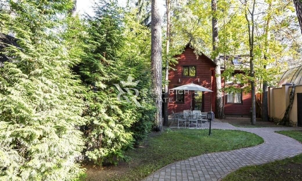 2-этажный коттедж 450 м² с отделкой