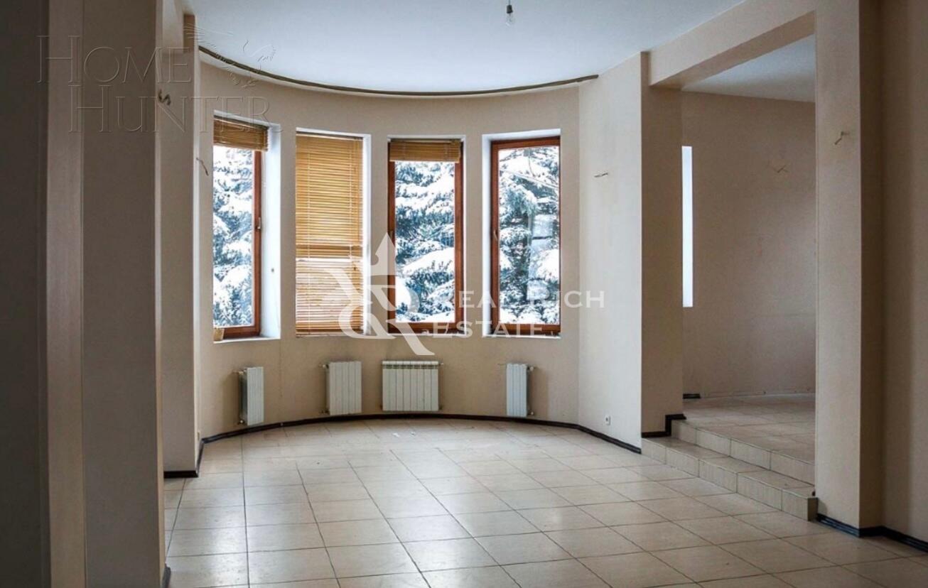 2-этажный коттедж 1 350 м² с отделкой