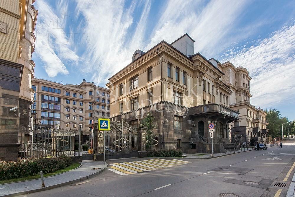 4-КОМН. КВАРТИРА БЕЗ ОТДЕЛКИ 246 М² НА 2 ЭТАЖЕ