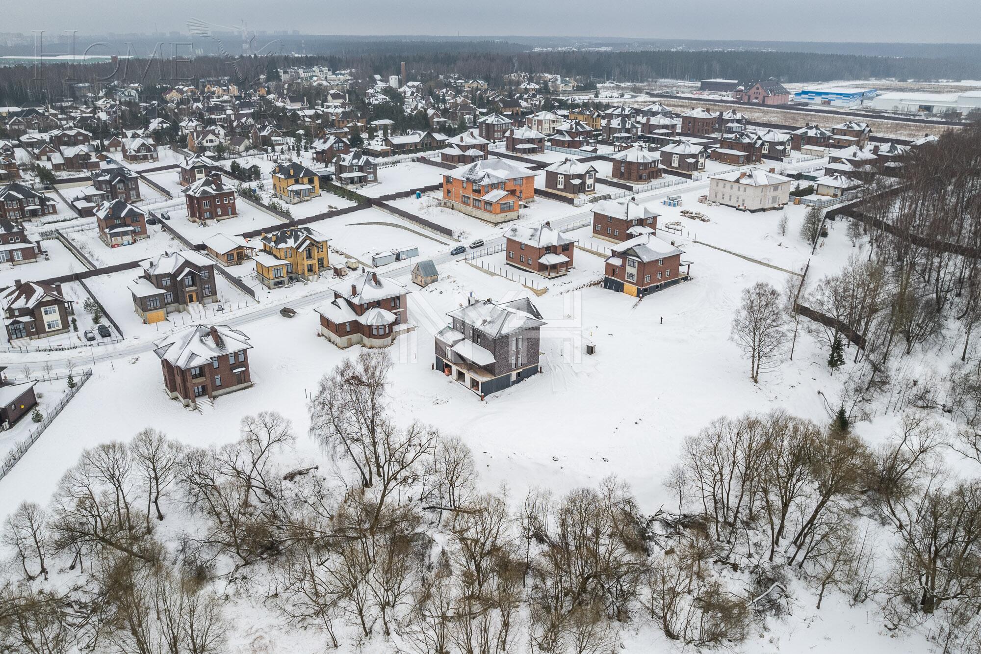 2-этажный коттедж 495 м² без отделки