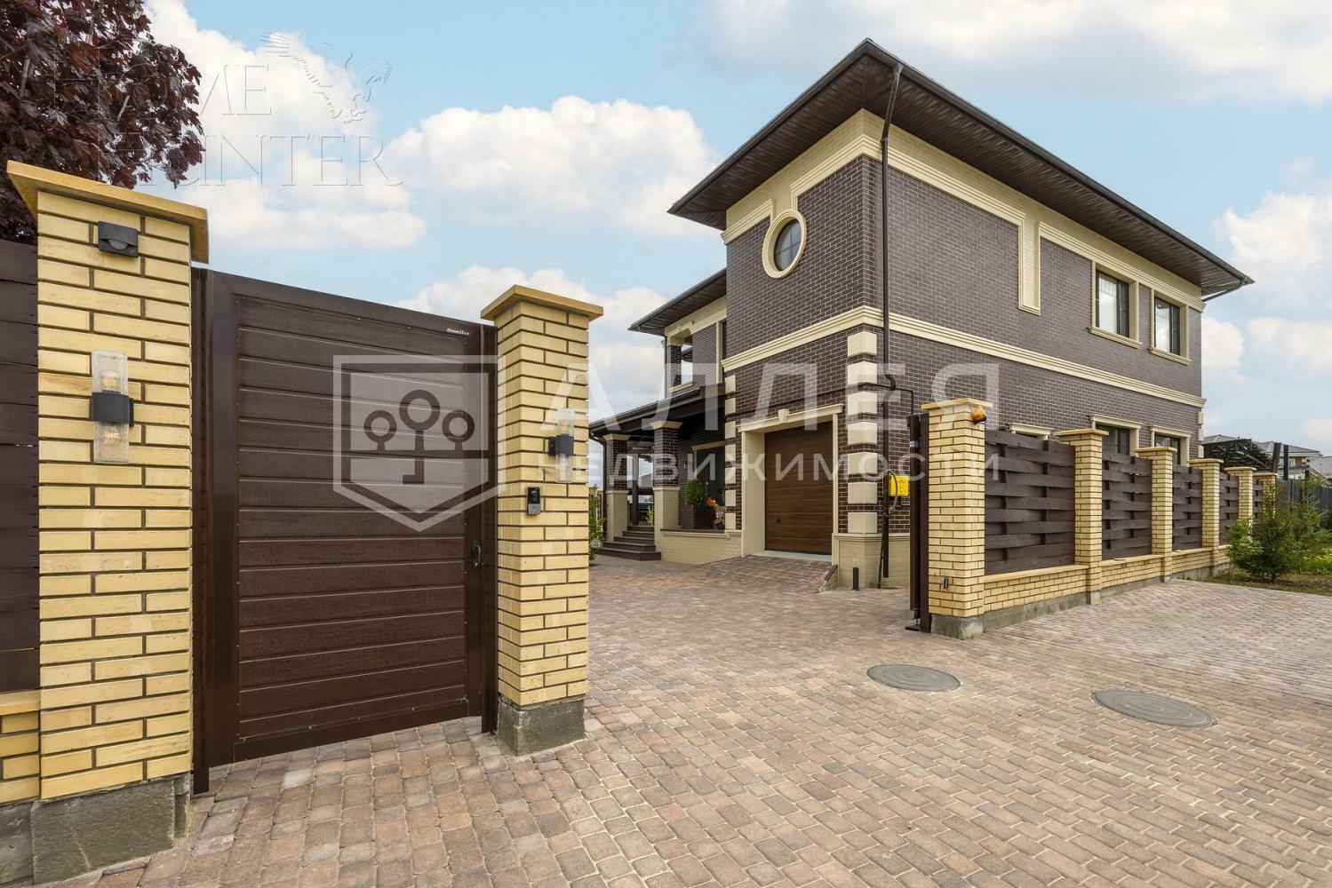 2-этажный коттедж 270 м² с отделкой