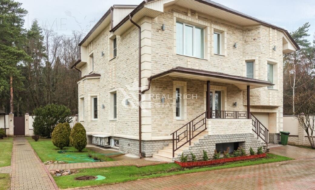 2-этажный коттедж 287 м² с отделкой