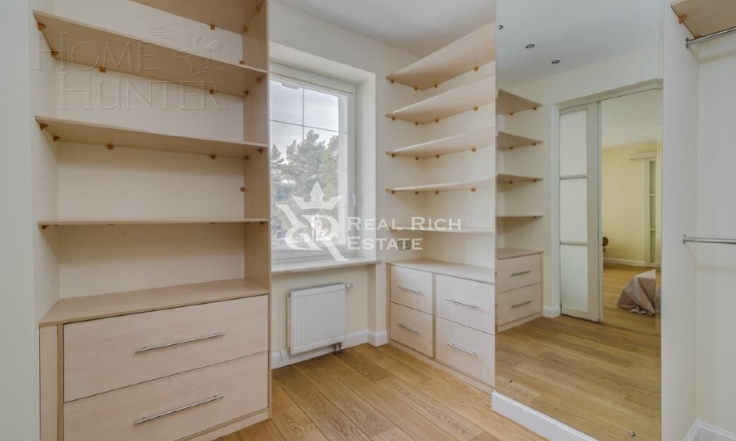 2-этажный коттедж 500 м² с отделкой