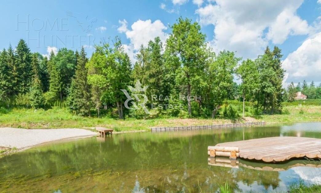 2-этажный коттедж 3 000 м² без отделки