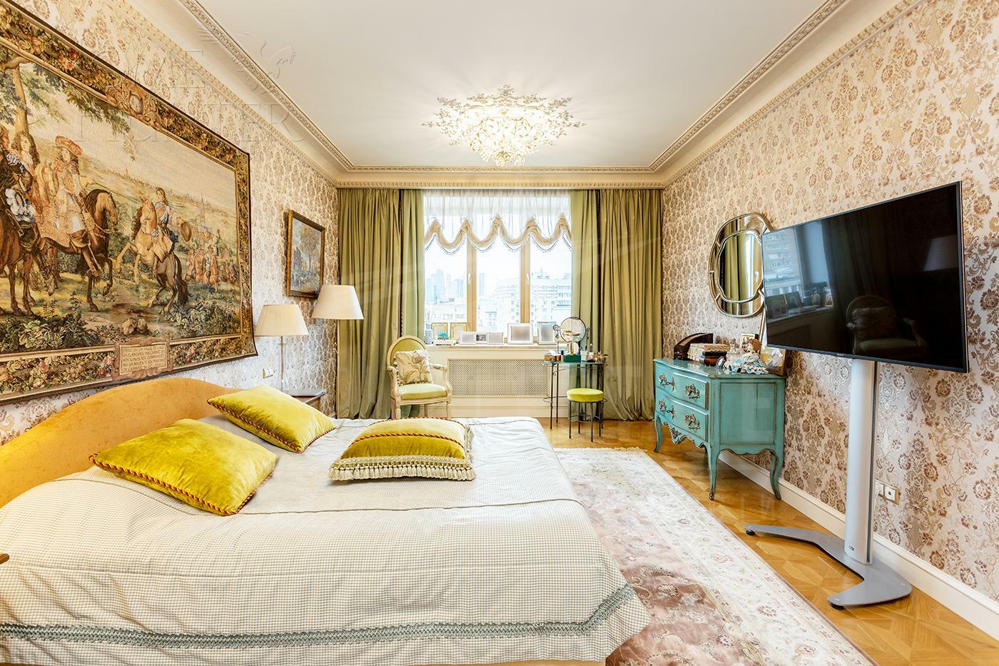 5-КОМН. КВАРТИРА С ОТДЕЛКОЙ 256 М² НА 8 ЭТАЖЕ