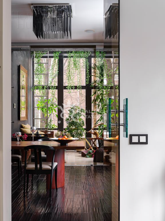 2-этажный коттедж 1 232 м² с отделкой