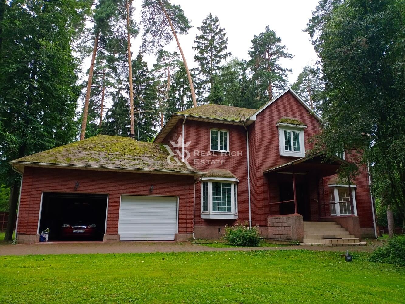 2-этажный коттедж 283 м² с отделкой