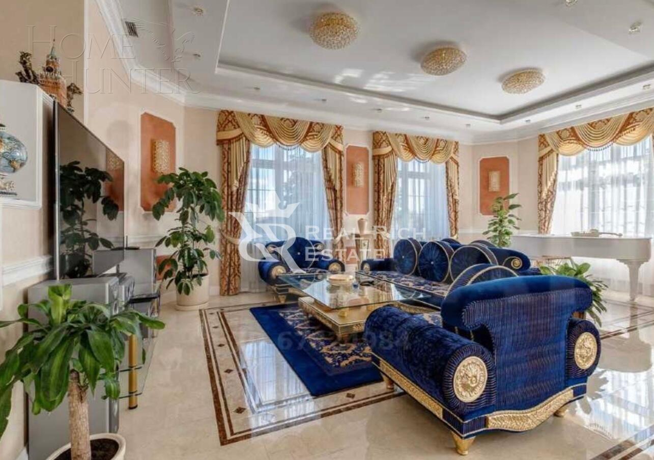 3-этажный коттедж 1 650 м² с отделкой