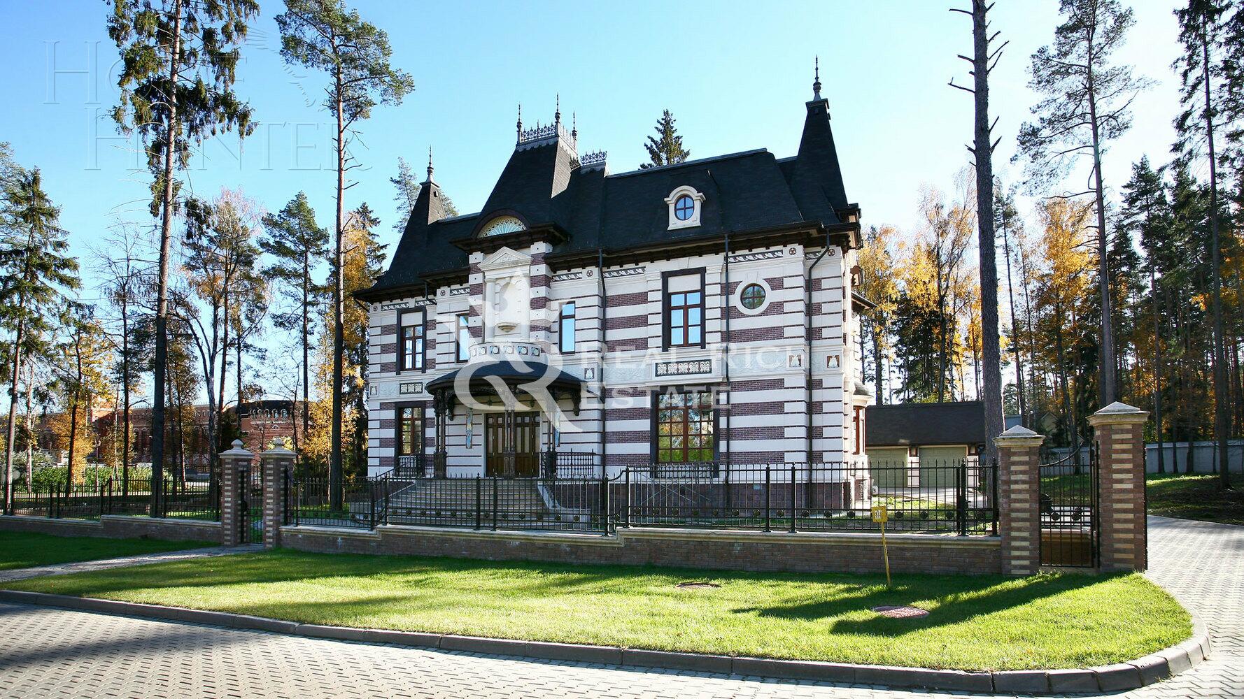 2-этажный коттедж 945 м² с отделкой