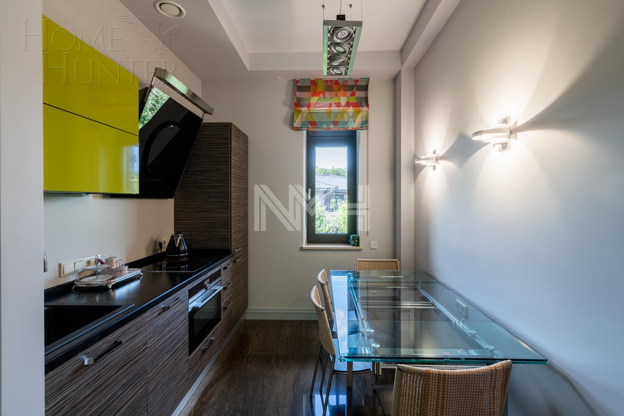 2-этажный коттедж 655 м² с отделкой