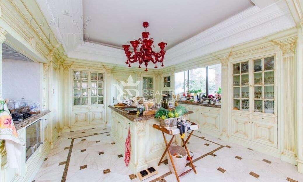 2-этажный коттедж 960 м² с отделкой