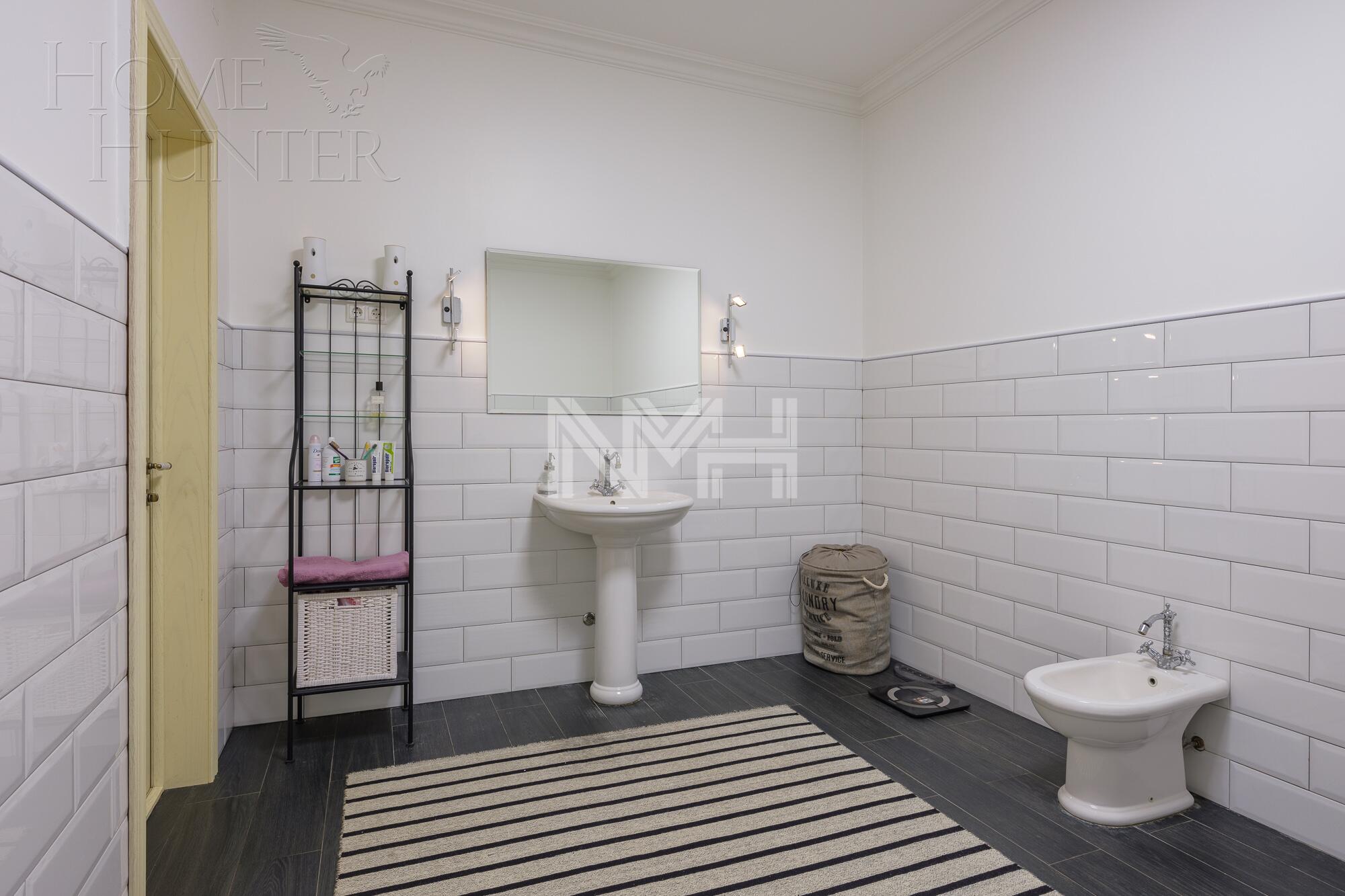 2-этажный коттедж 380 м² с отделкой