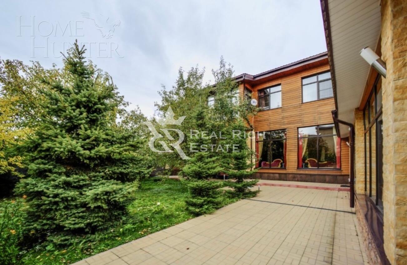 2-этажный коттедж 1 350 м² с отделкой
