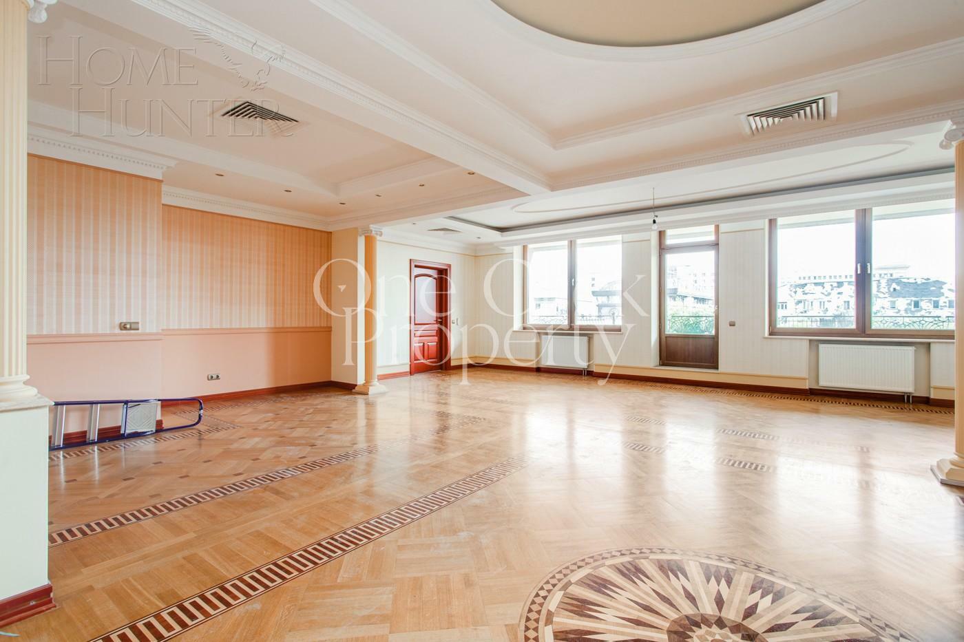 6-КОМН. КВАРТИРА С ОТДЕЛКОЙ 412 М² НА 4 ЭТАЖЕ