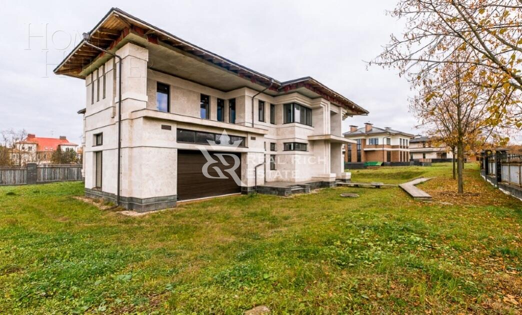 2-этажный коттедж 1 022 м² без отделки