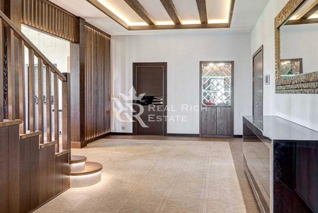 2-этажный коттедж 450 м² с отделкой