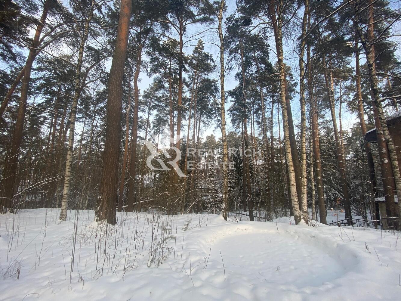 3-этажный коттедж 1 170 м² без отделки