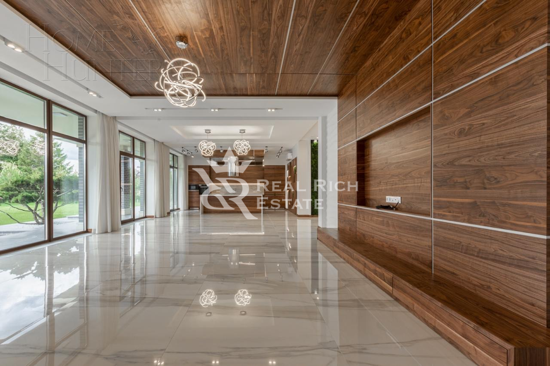 2-этажный коттедж 500 м² с отделкой