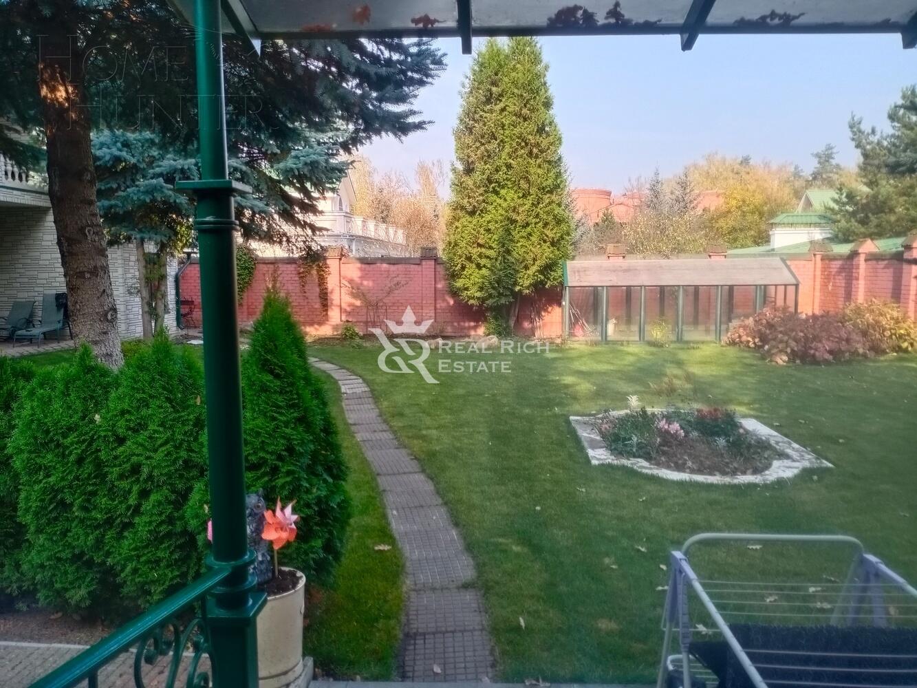 2-этажный коттедж 750 м² с отделкой