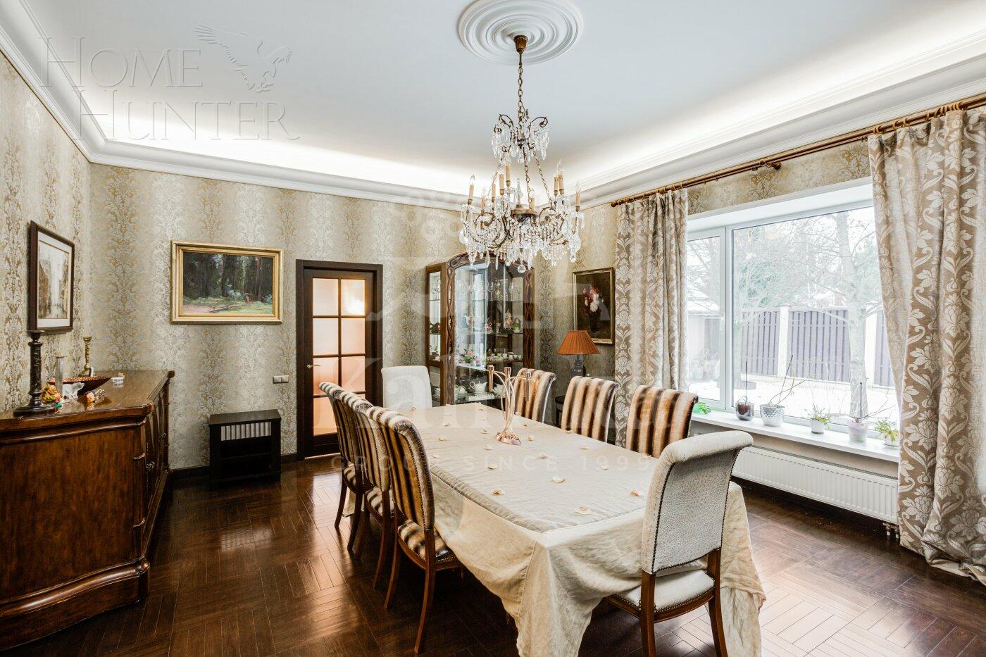 2-этажный коттедж 500 м² с отделкой