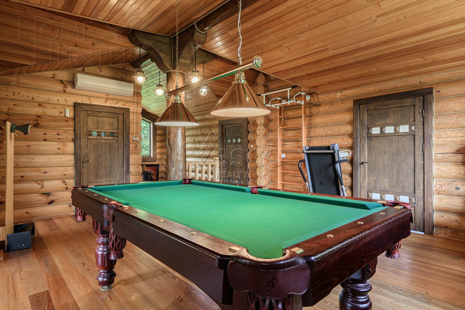 3-этажный коттедж 550 м² с отделкой