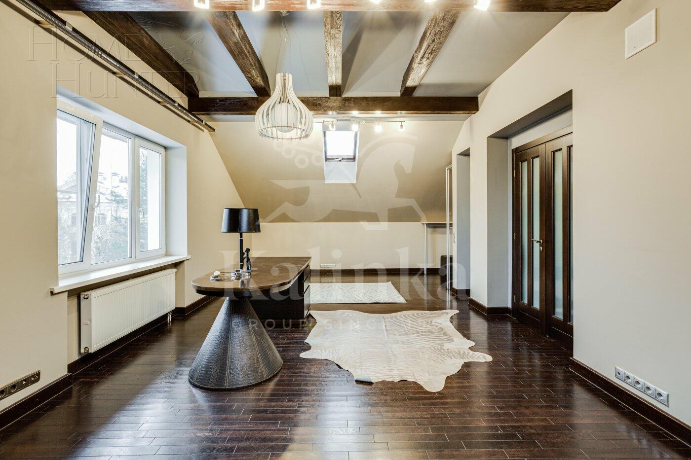 2-этажный коттедж 500 м² с отделкой